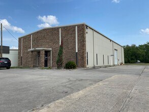 4950 Washington Blvd, Beaumont, TX for lease Interior Photo- Image 1 of 1