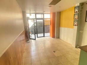 Commerce de détail dans Paris à louer Photo intérieure- Image 1 de 5