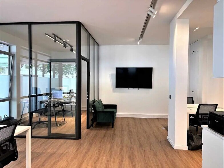 Bureau dans Levallois-Perret à vendre - Photo intérieure - Image 2 de 8