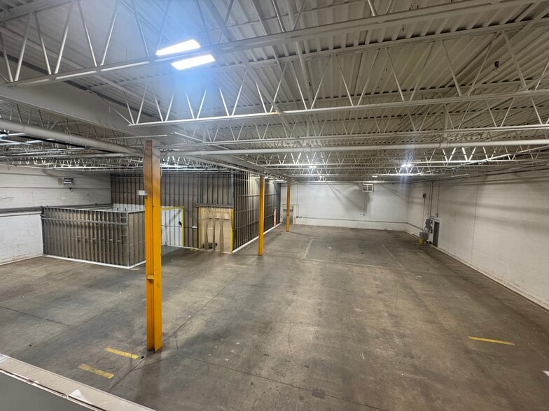 25 Styertowne Rd, Clifton, NJ for lease - Building Photo - Image 3 of 4