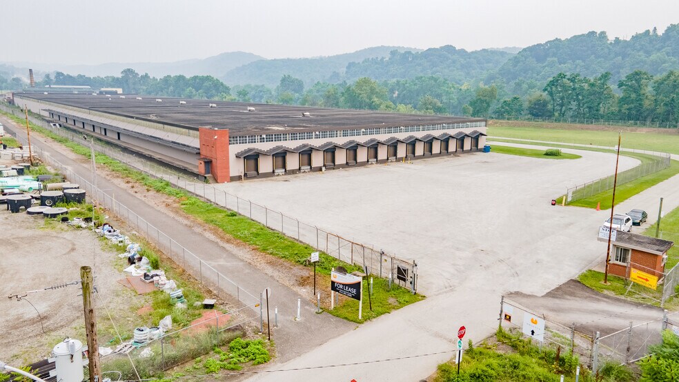 200 28th St, McKeesport, PA à louer - Photo du bâtiment - Image 2 de 10