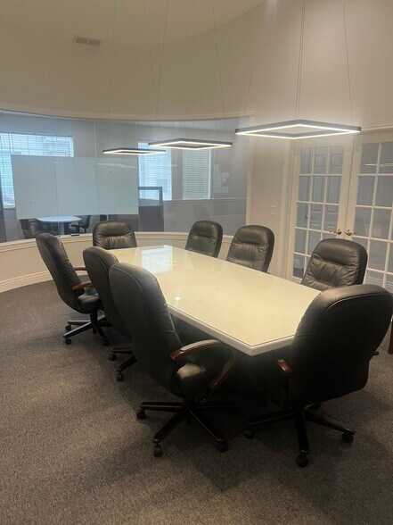 9537 S 700 E, Sandy, UT à vendre - Photo du bâtiment - Image 3 de 36