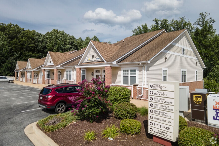 301-306 Steeple Chase Dr, Prince Frederick, MD for sale - Primary Photo - Image 1 of 4