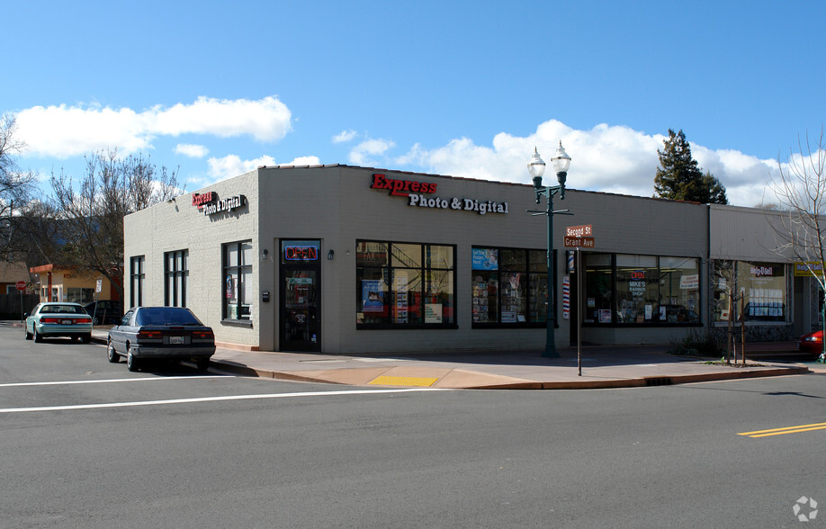 1205-1207 Grant Ave, Novato, CA à vendre - Photo principale - Image 1 de 1