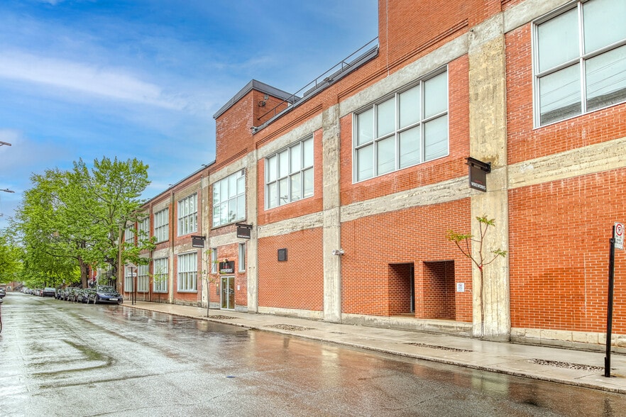 4760 Rue Acorn, Montréal, QC for lease - Building Photo - Image 2 of 21