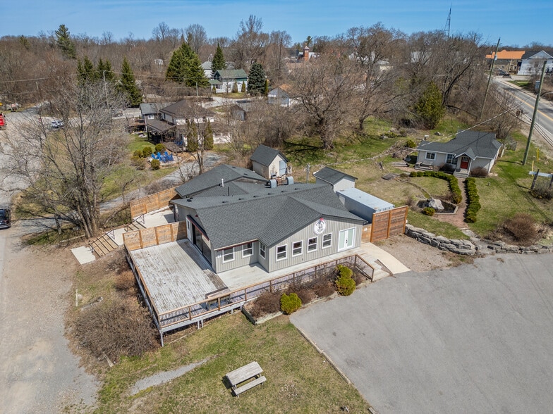 1004 Medical Center Rd, Sharbot Lake, ON for sale - Building Photo - Image 2 of 18
