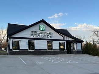 More details for 10800 E 77th Ter, Raytown, MO - Office for Sale