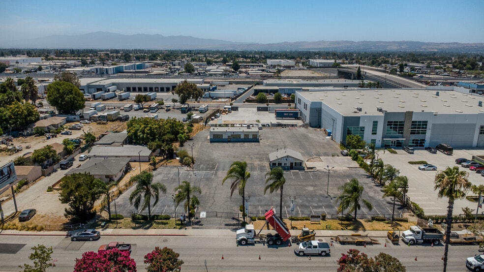 4963 Holt Blvd, Montclair, CA for sale - Building Photo - Image 2 of 14