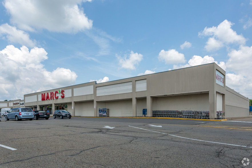 3014-3098 Cromer Ave NW, Canton, OH for lease - Building Photo - Image 3 of 5