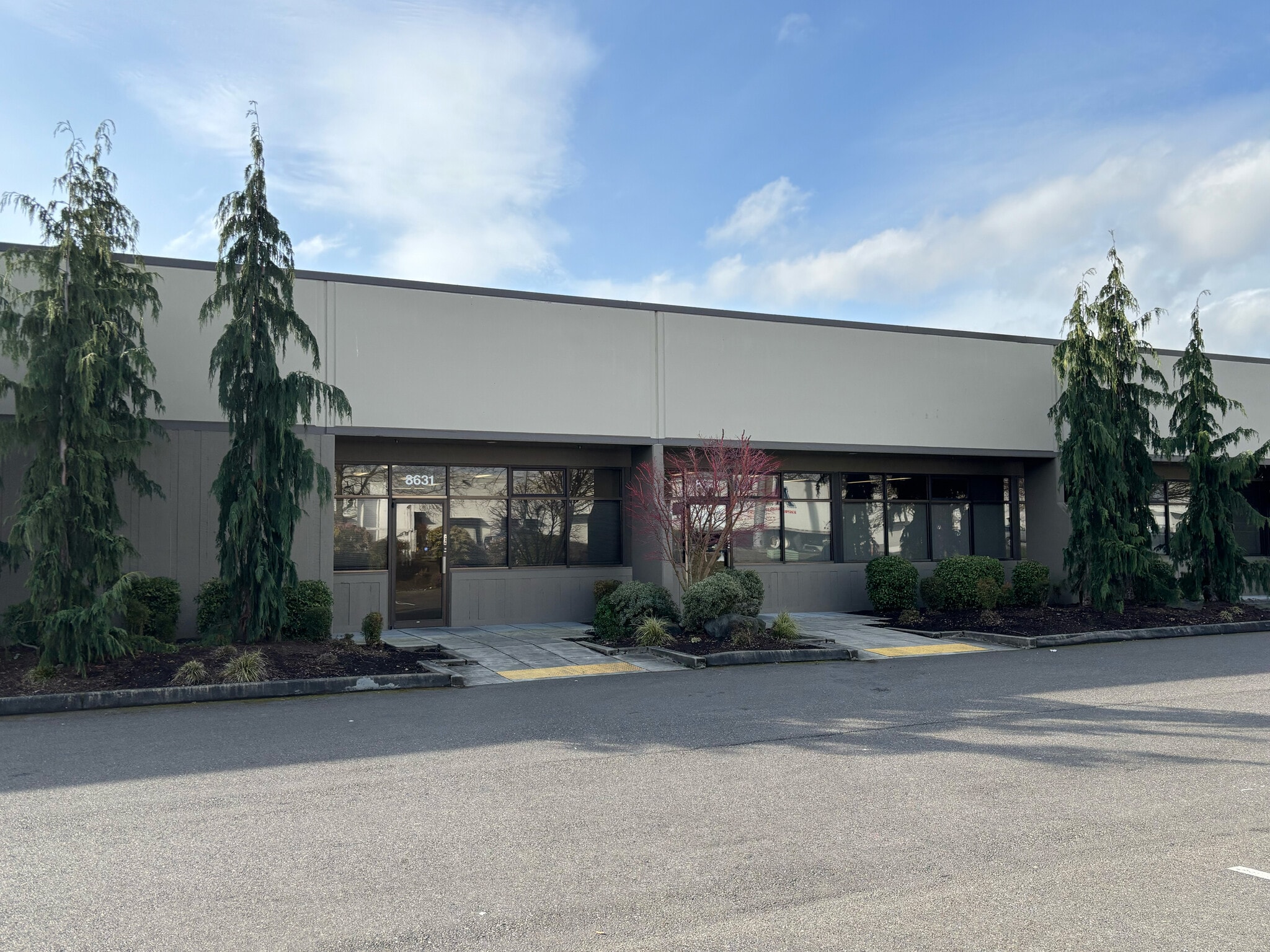 8725-8747 S 212th St, Kent, WA for lease Building Photo- Image 1 of 2