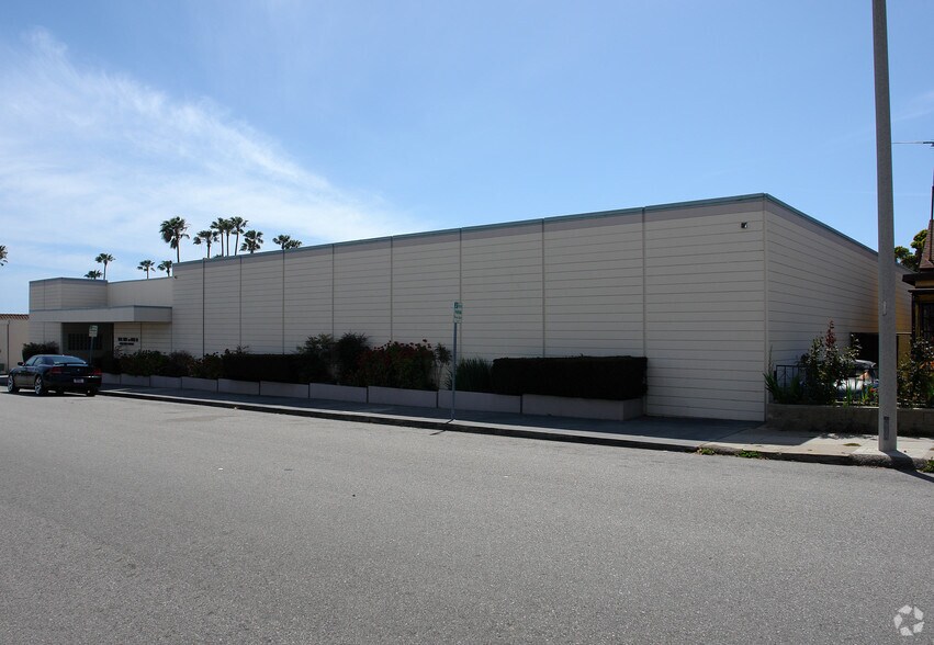 181 S Ash St, Ventura, CA à vendre - Photo du bâtiment - Image 2 de 12