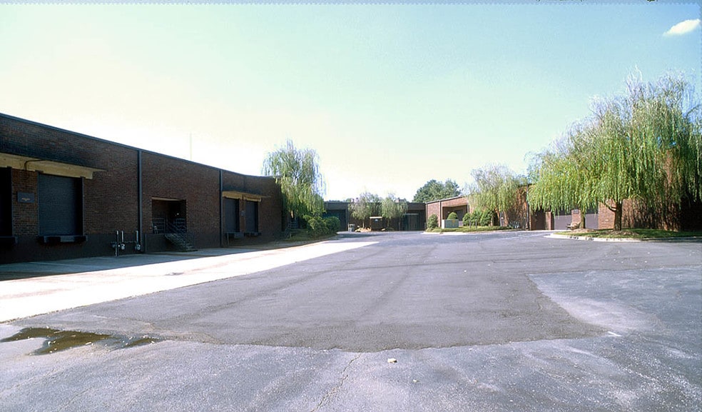 1650 Oakbrook Dr, Norcross, GA for lease - Other - Image 2 of 7