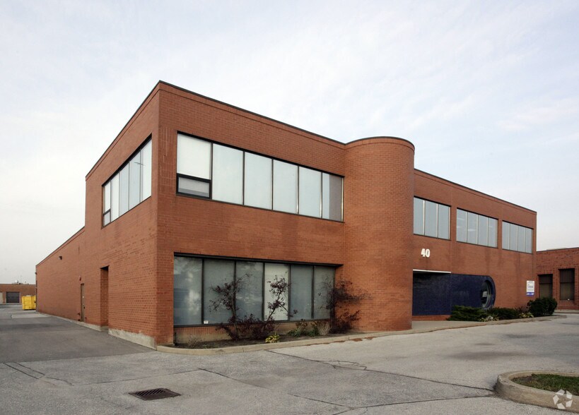 40 Adesso Dr, Vaughan, ON à vendre - Photo principale - Image 1 de 1