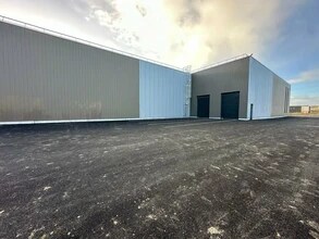 Le Chemin Herbu, Persan à louer Photo du bâtiment- Image 2 de 6