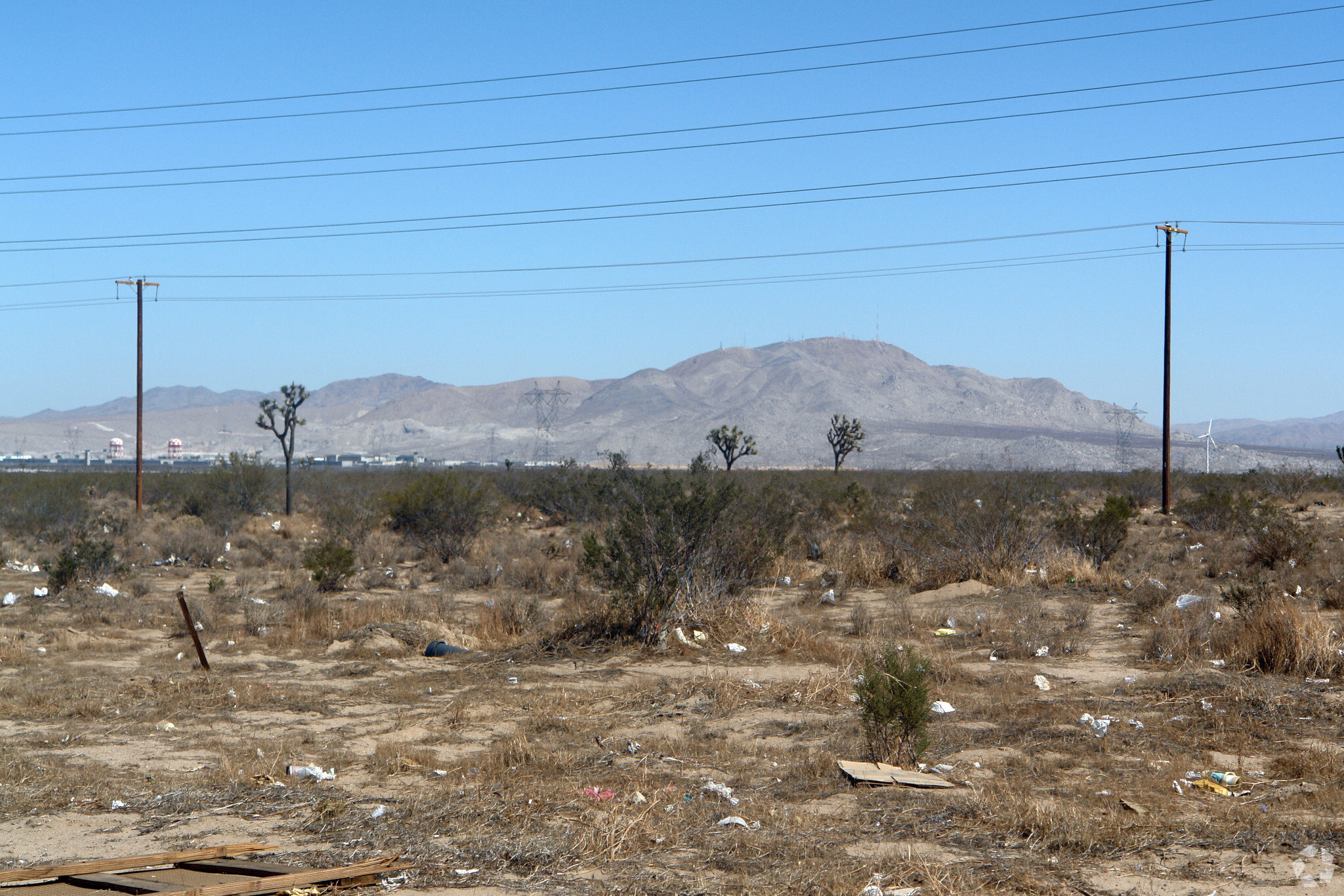 Highway 395, Victorville, CA for sale Primary Photo- Image 1 of 7