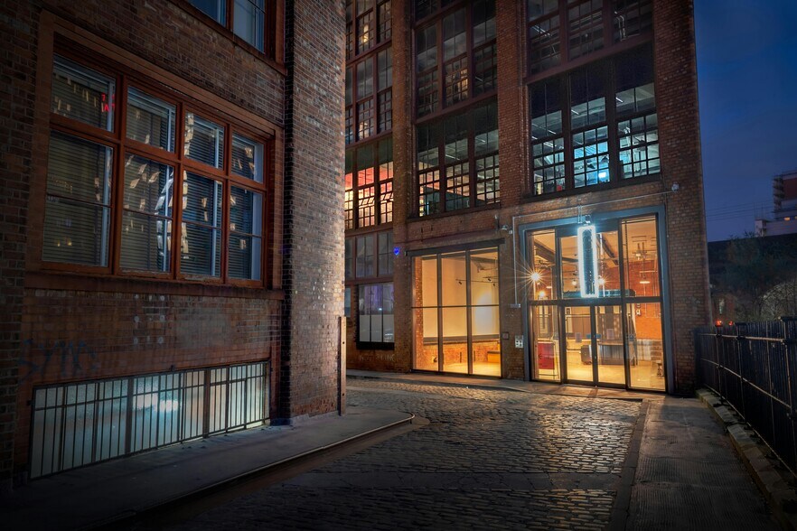 86 Princess St, Manchester à louer - Photo du bâtiment - Image 1 de 21