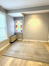 27 Imperial Ave, Westport, CT à louer Photo intérieure- Image 2 de 5