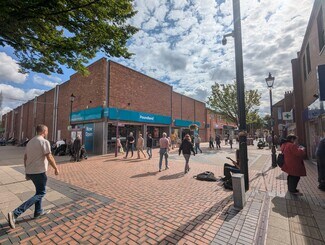 Plus de détails pour 57-61 Carolgate, Retford - Commerce de détail à louer
