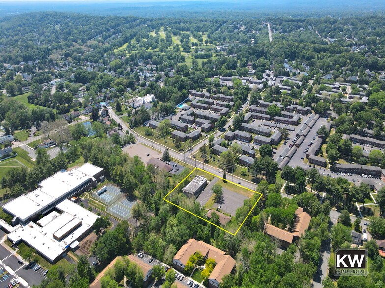 50 Hinchman Ave, Wayne, NJ à vendre - Photo du bâtiment - Image 1 de 7