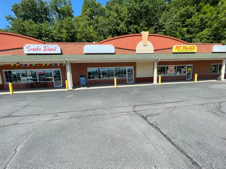 205-277 Scranton Carbondale Hwy, Scranton, PA for sale - Building Photo - Image 1 of 1