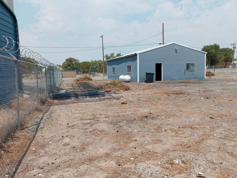 600 Industrial Way, Lovelock, NV for lease - Building Photo - Image 3 of 8