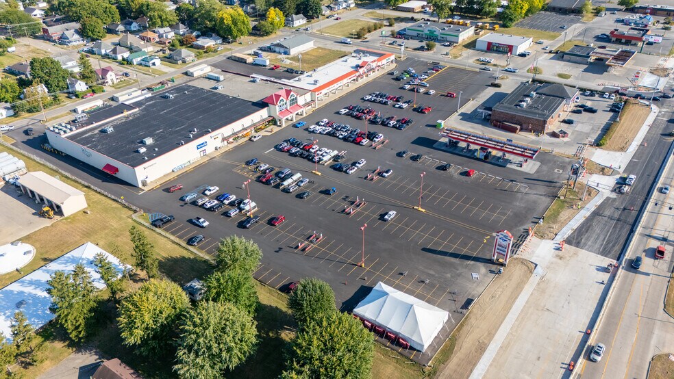 120 S Memorial Dr, New Castle, IN à louer - Photo du bâtiment - Image 3 de 5