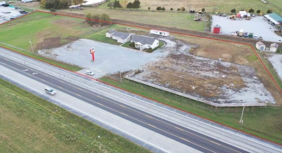 20821 Highway 65, Lincoln, MO for sale - Building Photo - Image 1 of 1