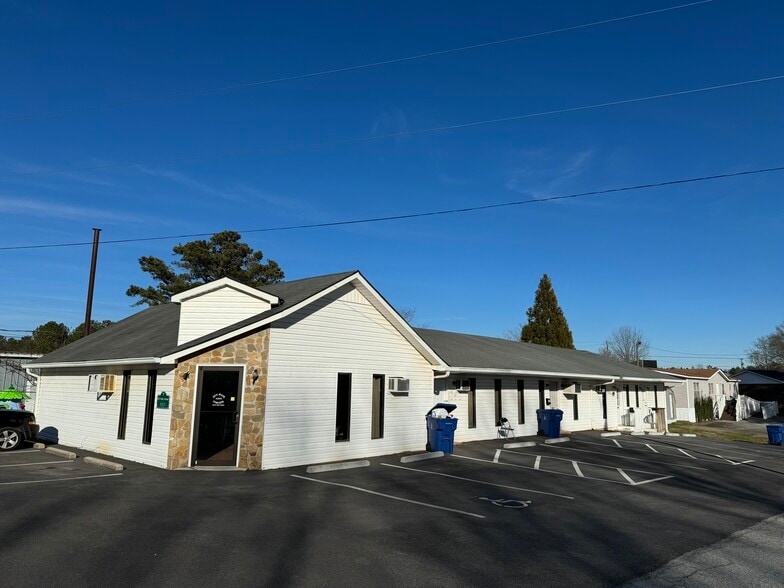 224 Professional Ct, Dallas, GA for lease - Building Photo - Image 2 of 14