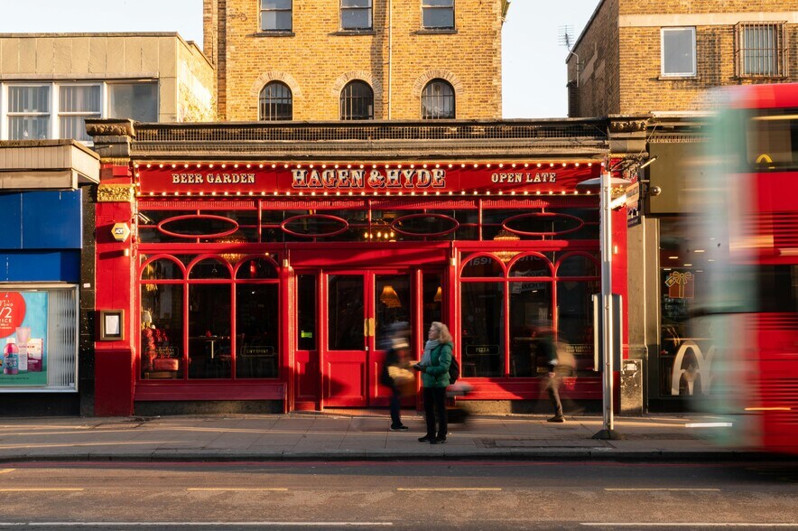 157 Balham High Rd, Londres à vendre - Photo du bâtiment - Image 2 de 11