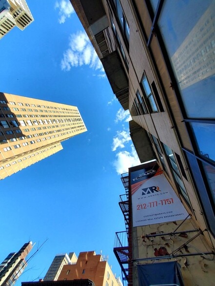 182 Lexington Ave, New York, NY à vendre - Photo du bâtiment - Image 1 de 3