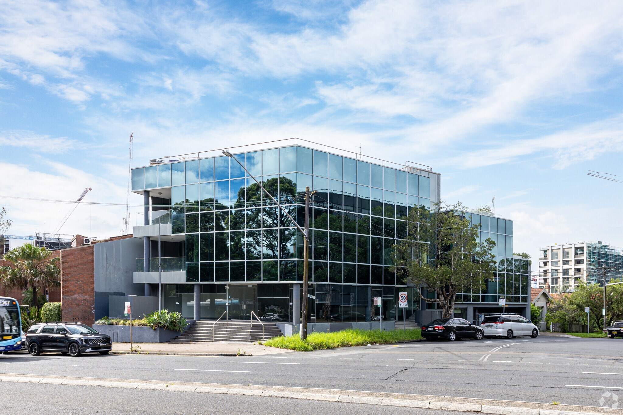 94-96 Pacific Hwy, St Leonards for lease Primary Photo- Image 1 of 5