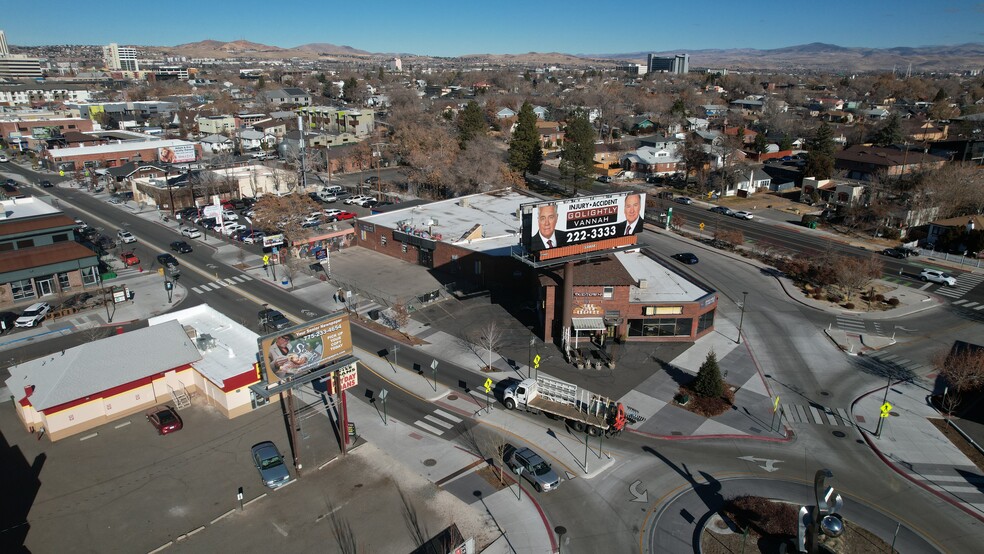 960 S Virginia St, Reno, NV à vendre - Photo du bâtiment - Image 1 de 1