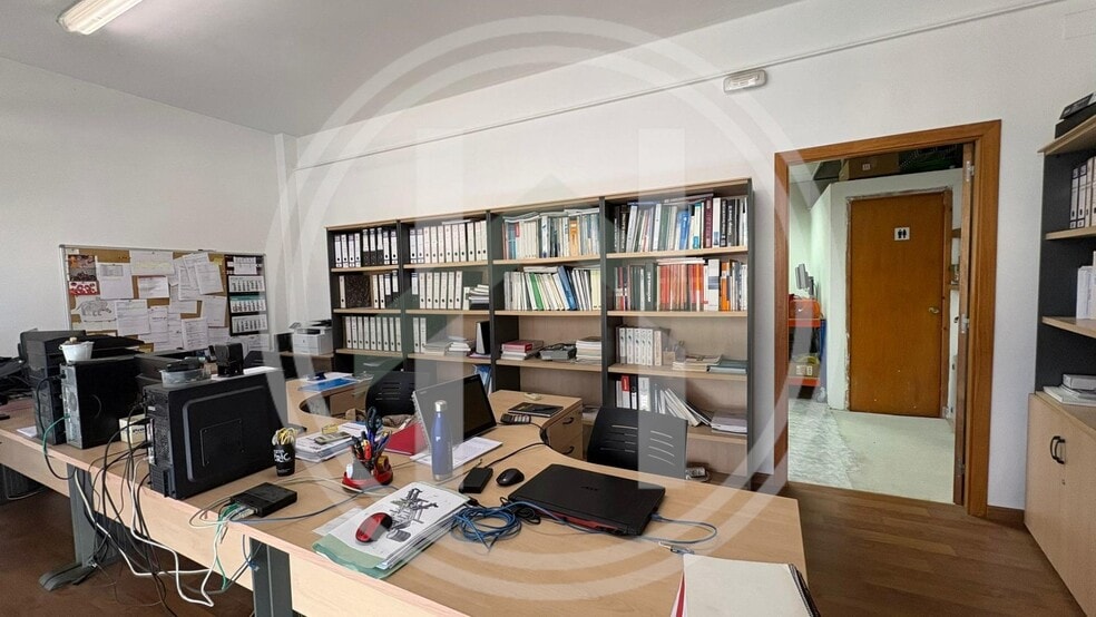 Immeuble residentiel dans Cardedeu, Barcelona à vendre - Photo intérieure - Image 3 de 3