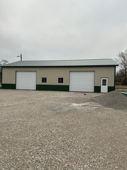 263 Commercial St, Worthington, IN for sale - Building Photo - Image 3 of 6