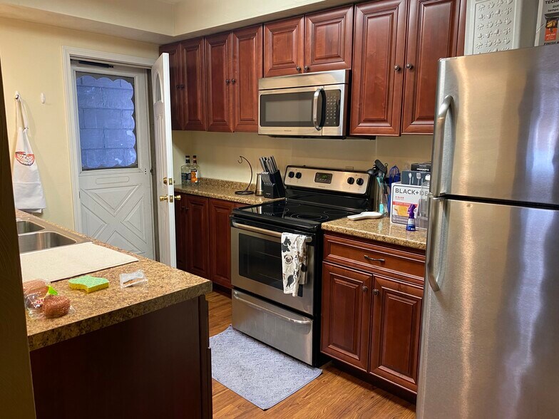 21 N Maple Ave, Greensburg, PA à louer - Photo intérieure - Image 2 de 20