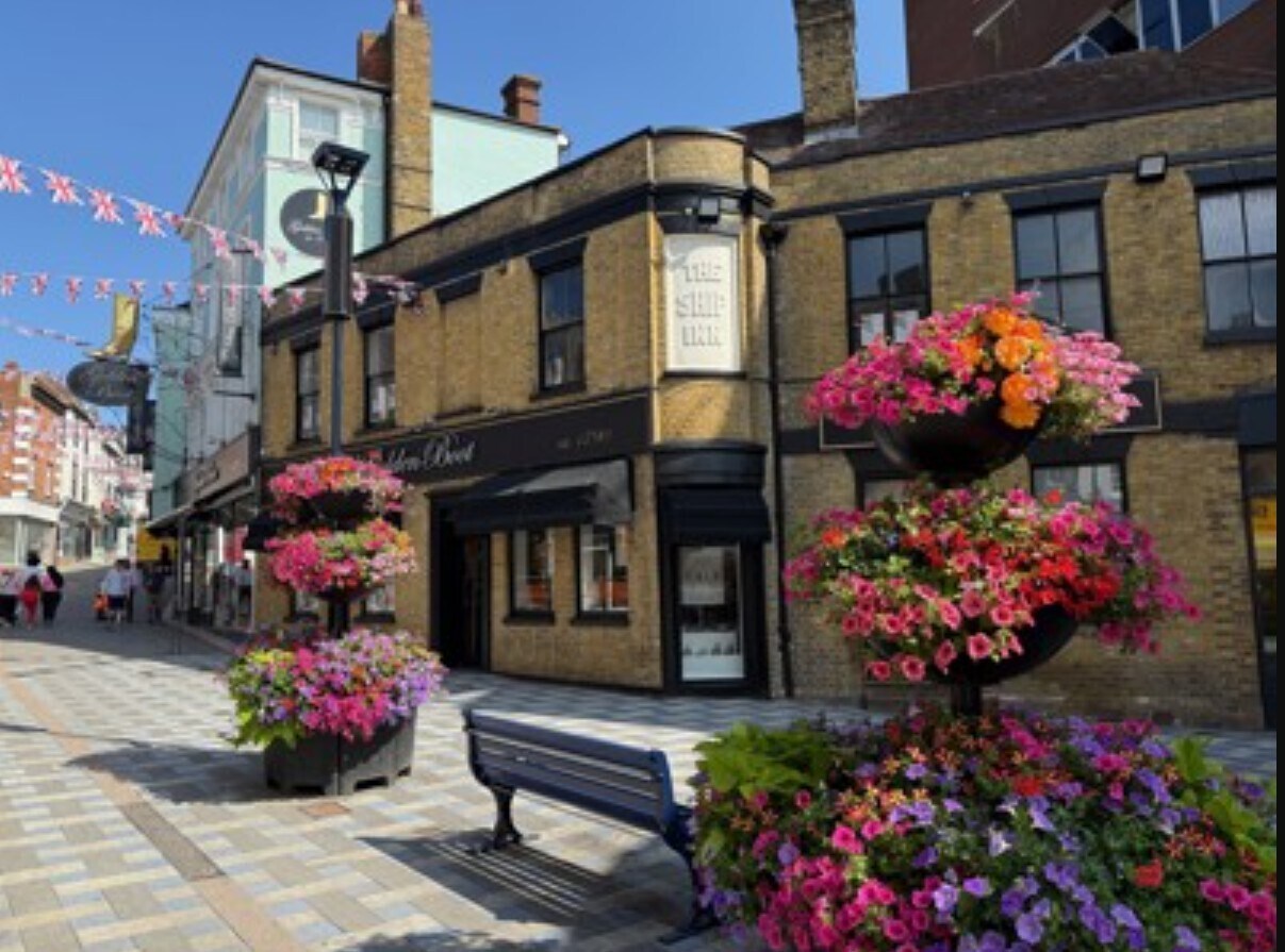 25-33 Gabriels Hl, Maidstone for lease Building Photo- Image 1 of 2