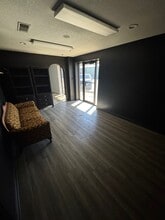 915 N Nolan River Rd, Cleburne, TX for lease Interior Photo- Image 2 of 19