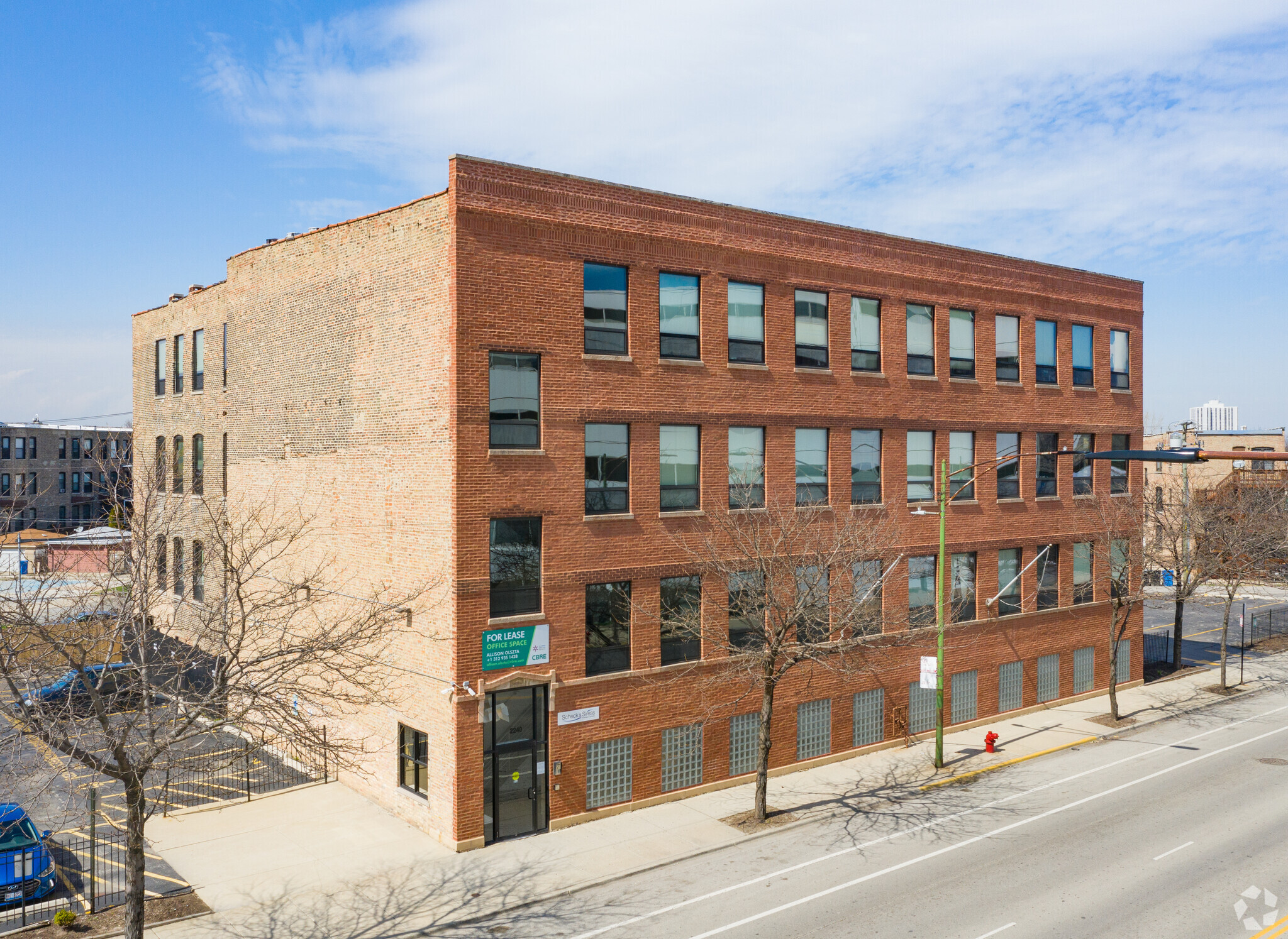 2240 W Ogden Ave, Chicago, IL à vendre Photo principale- Image 1 de 1