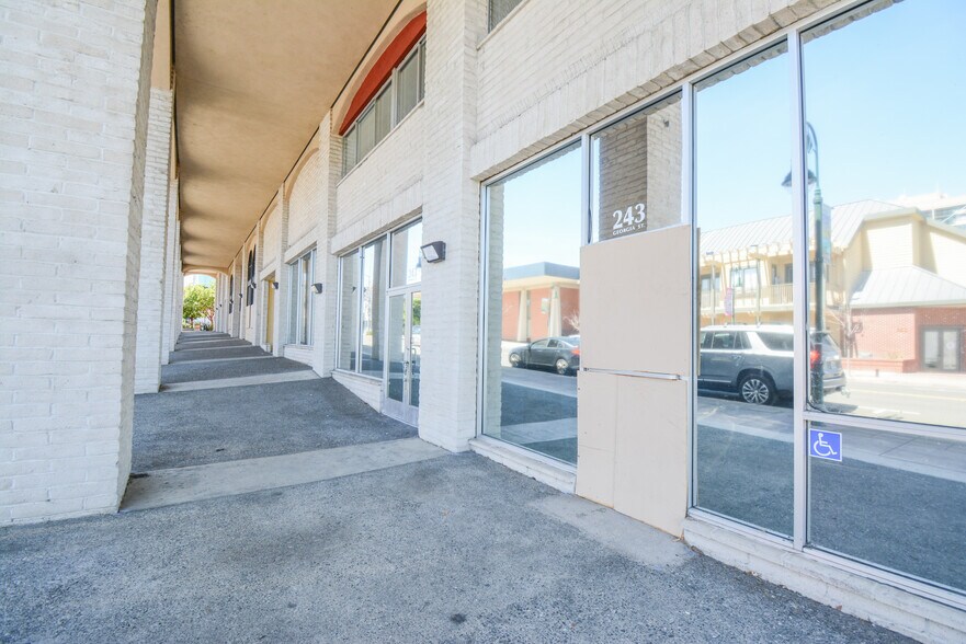 241-255 Georgia St, Vallejo, CA à vendre - Photo du bâtiment - Image 2 de 63