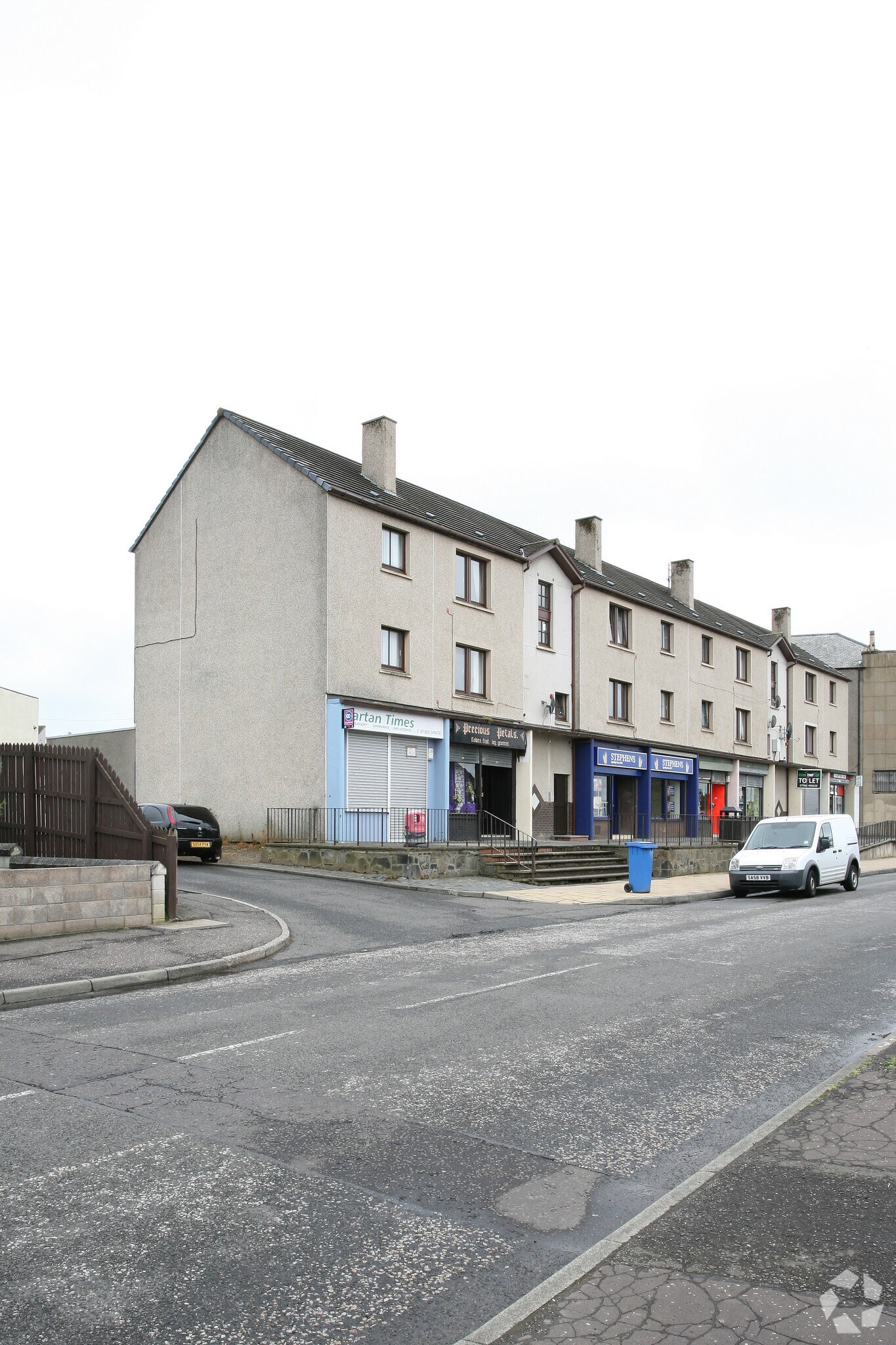 8-34 Duncan Crescent, Dunfermline for sale Primary Photo- Image 1 of 1