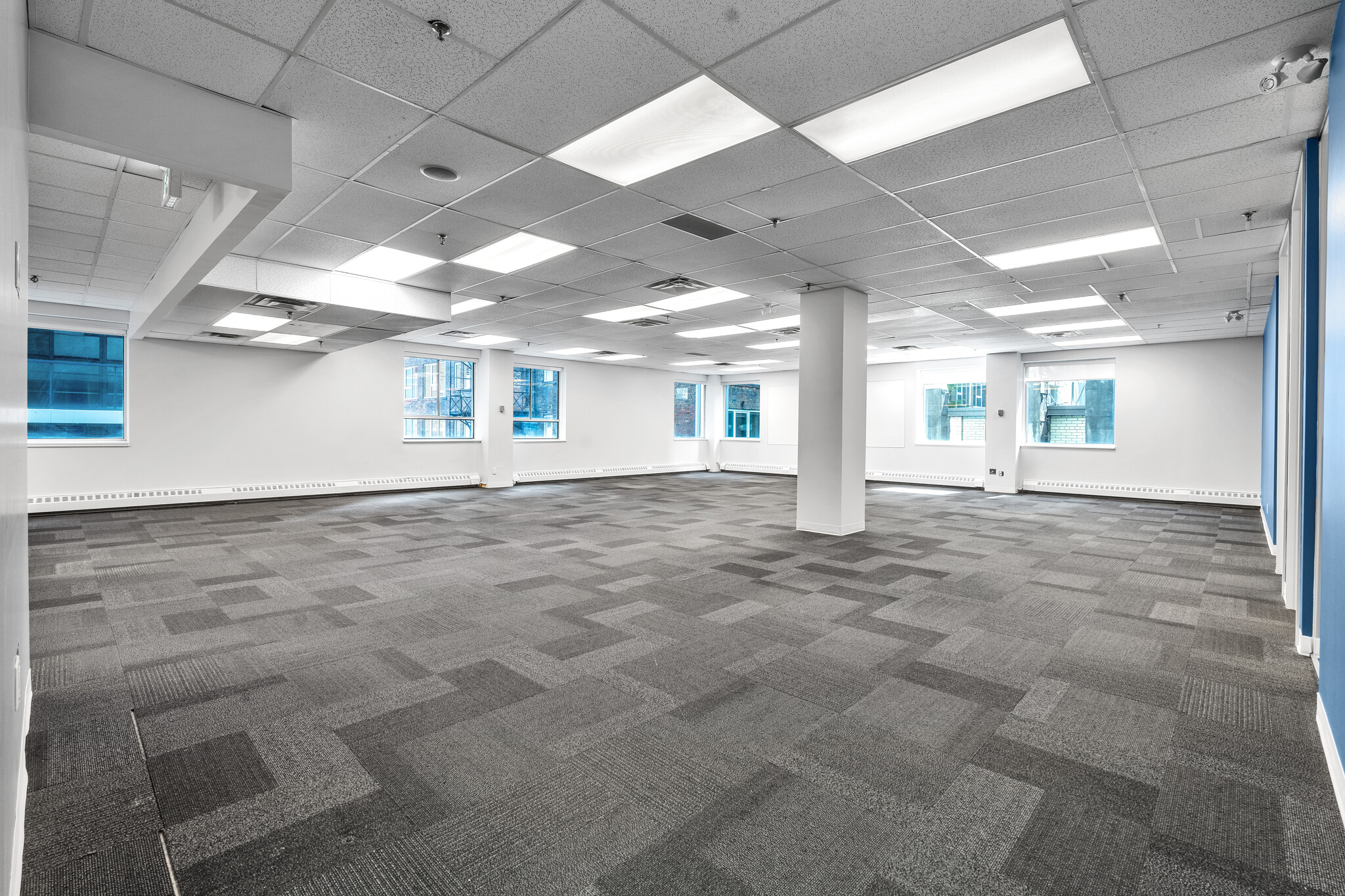 111 Peter St, Toronto, ON à louer Photo intérieure- Image 1 de 5