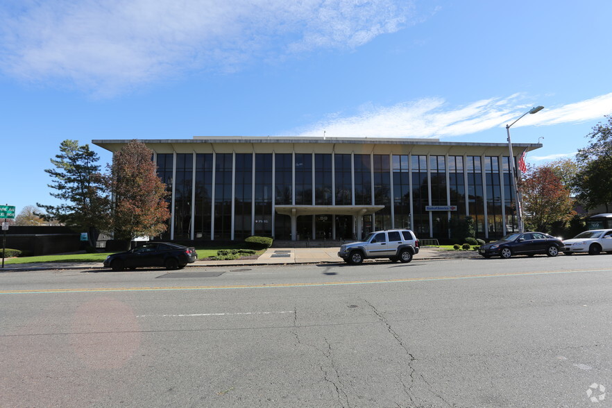 59 Main St, West Orange, NJ à vendre - Photo du bâtiment - Image 1 de 1