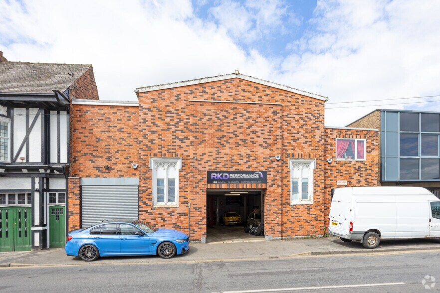 3 Dansom Lane South, Hull à louer - Photo principale - Image 1 de 2