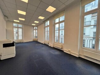 More details for 21 Rue Du Faubourg Montmartre, Paris - Office for Lease