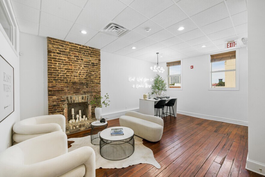 263 King St, Charleston, SC à louer - Photo intérieure - Image 3 de 11