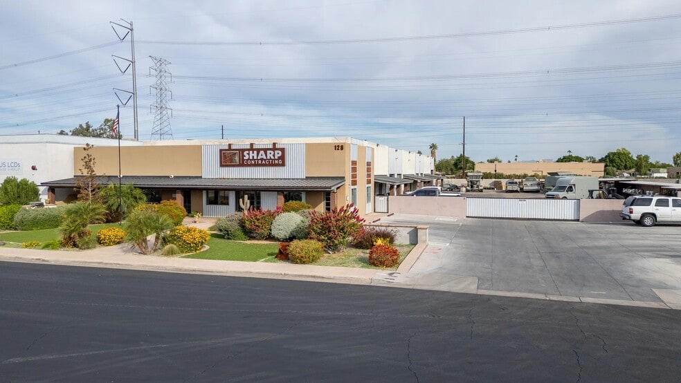 128 W Boxelder, Chandler, AZ for sale - Building Photo - Image 1 of 8
