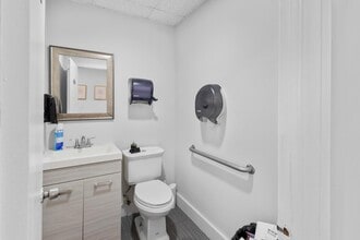 13050 NW 43rd Ave, Opa Locka, FL for lease Interior Photo- Image 1 of 29