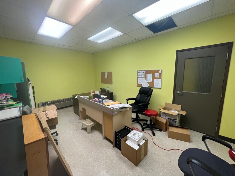 60 E Warren Ave, Detroit, MI for lease - Building Photo - Image 2 of 55