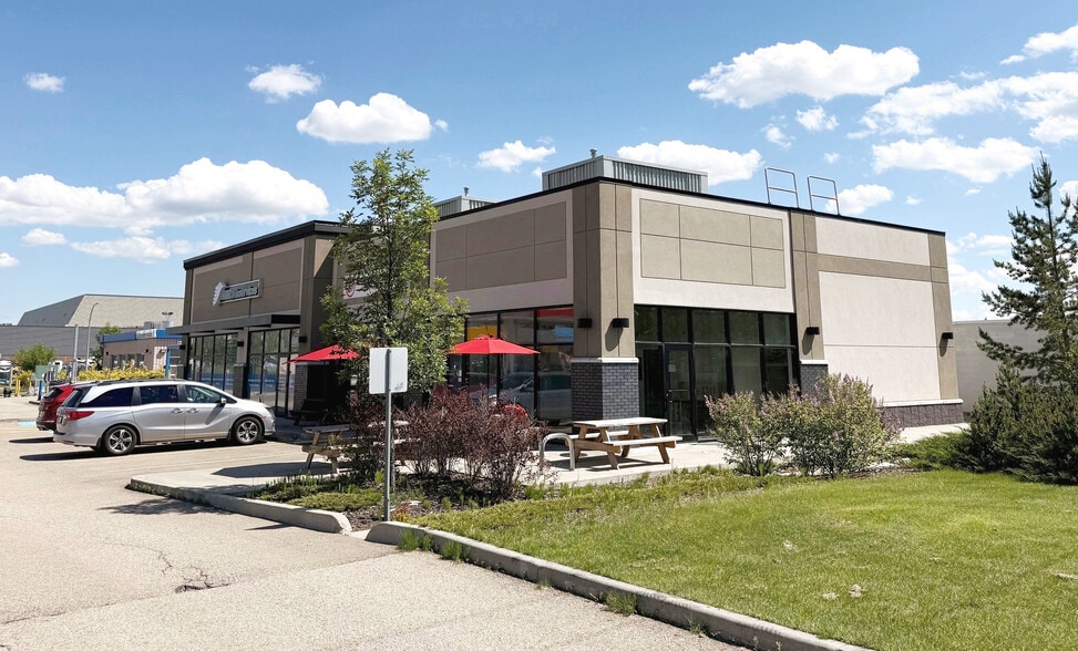 275 Carnegie Dr, St. Albert, AB for lease - Building Photo - Image 2 of 6