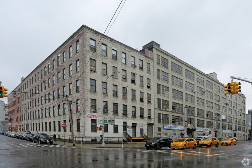 40-05 21st St, Long Island City, NY for sale - Primary Photo - Image 1 of 1